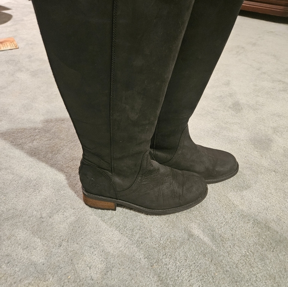 UGG Seldon Tall 1009201 Black Womens Boots, Size 7 - Picture 9 of 15